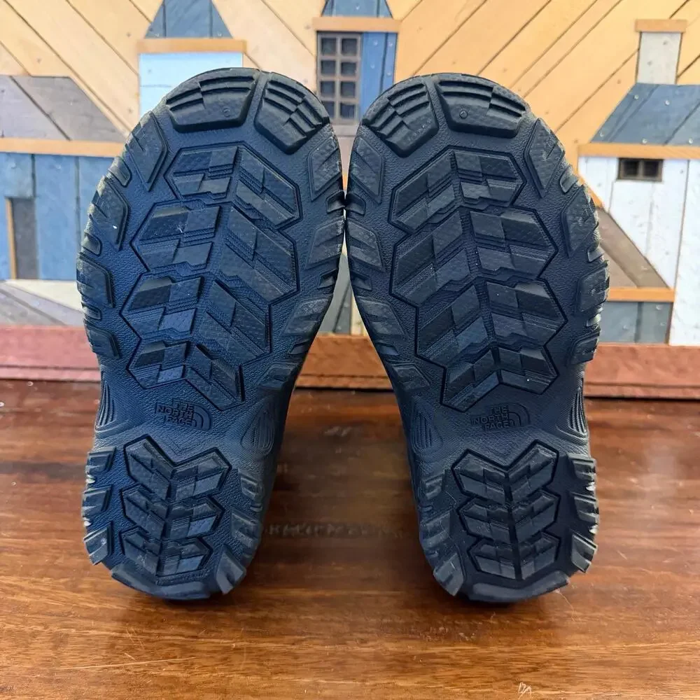 The North Face Youth Alpenglow IV Waterproof Winter‎ Boots Size 4